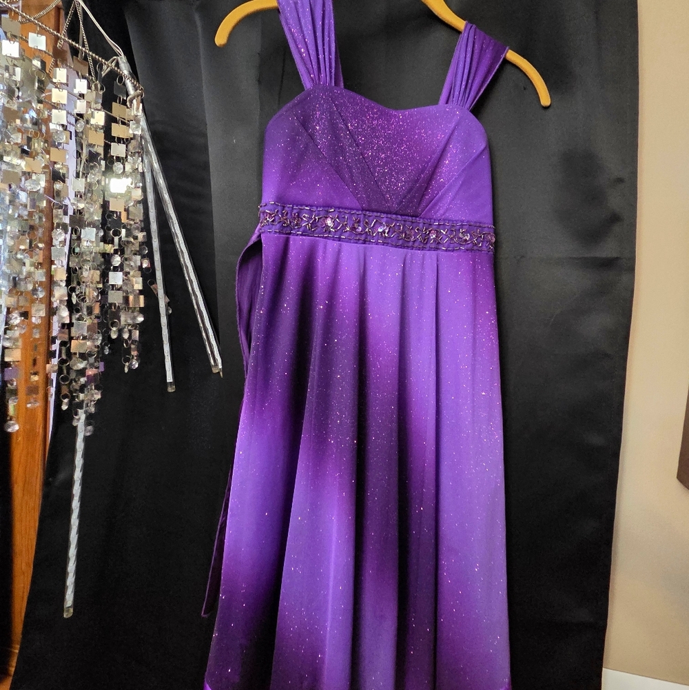 Girls dress